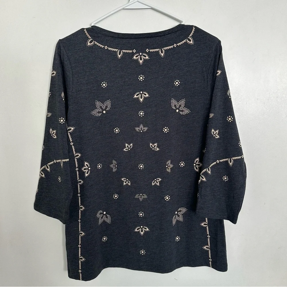 Pendleton Gray Boxy Top with‎ Three-Quarter Sleeves and Floral Embellishments